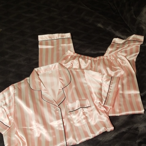 Other - New 2 pc satin style pajamas